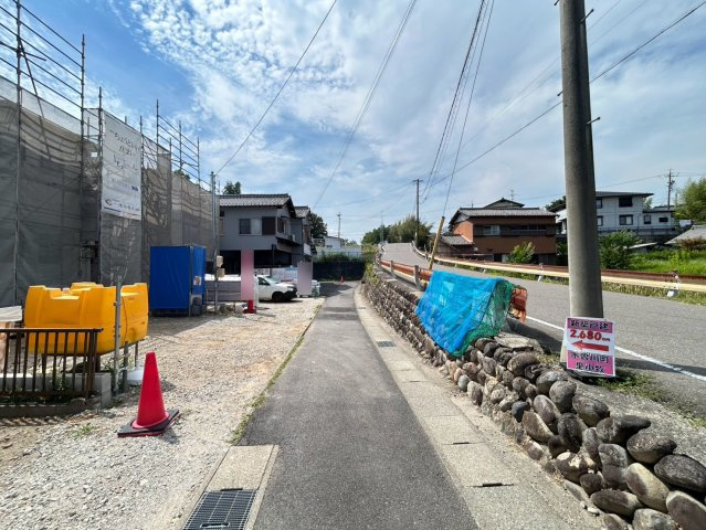 リーブルガーデン　一宮市木曽川町第三　全2区画分譲の前面道路含む現地写真|「現地（2026年8月22日）撮影」　
■前面道路　
■ヤマダ不動産　株式会社リライフ