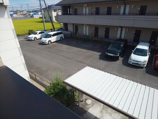 デュークＡの駐車場
