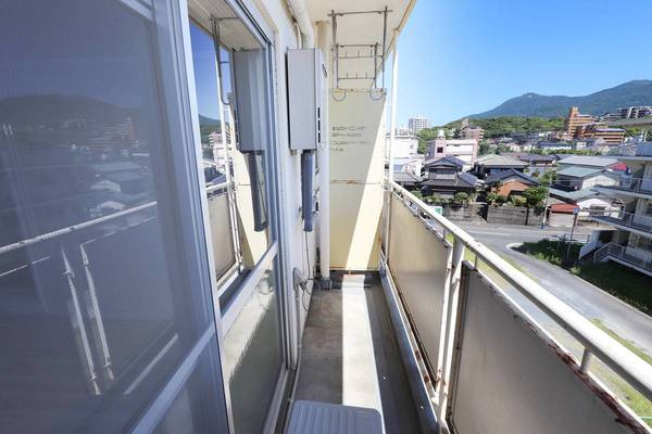 ビレッジハウス萩原5号棟のバルコニー|ビレッジハウスの同一物件・同一タイプの間取りの写真です