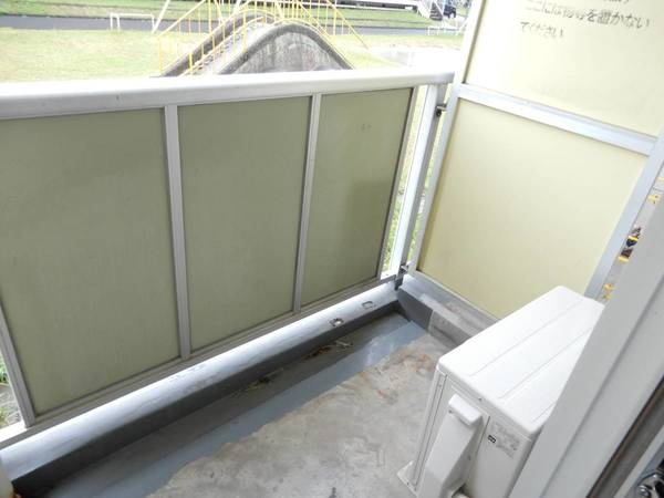 ビレッジハウス萩原4号棟のバルコニー|ビレッジハウスの同一物件・同一タイプの間取りの写真です