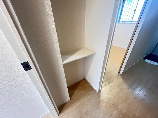 ラピュタの内装|廊下棚