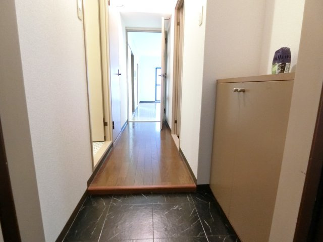 【玄関】 | 若園11番館