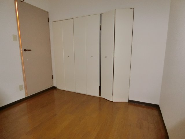 【寝室】 | 若園11番館