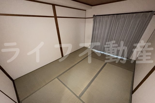 マンション吾光の和室