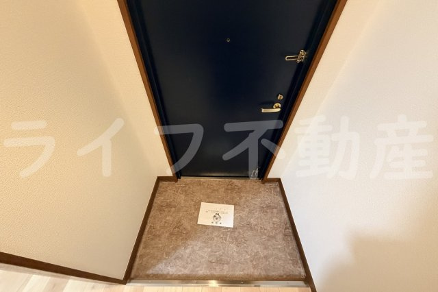 マンション吾光の玄関