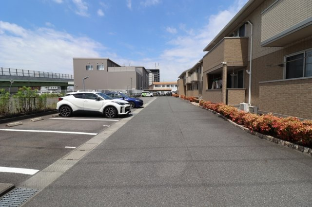 メゾン　エミグラント　B棟の周辺