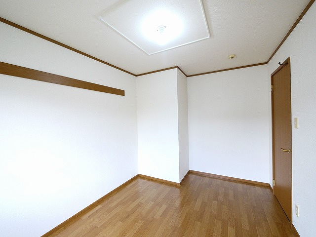 パルティーレの洋室|使い勝手のいい洋室です