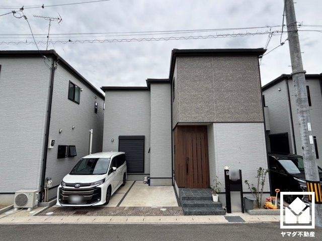 伏見区羽束師鴨川町の外観
