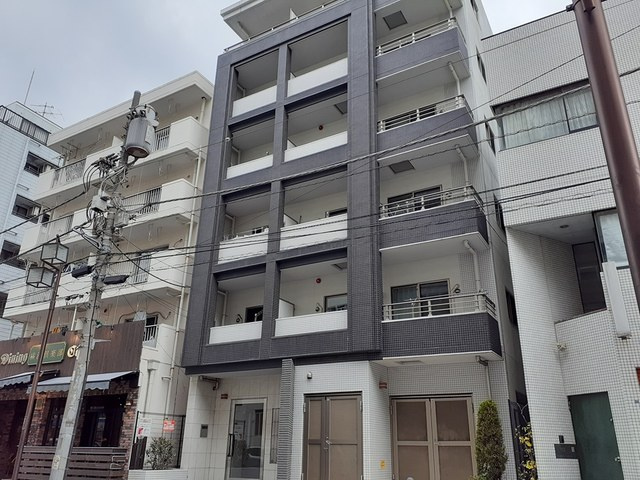 横浜市中区長者町９丁目の賃貸マンション