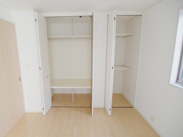 ハウスえのみやの収納