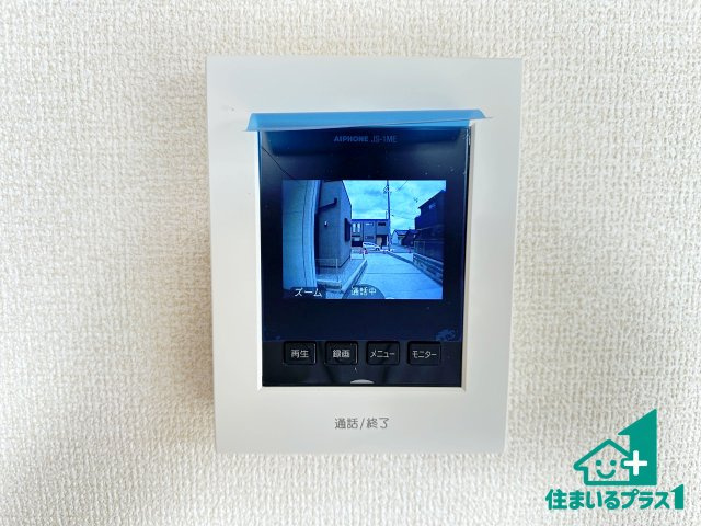 ●10(土)11(日)12(祝)現地案内可能！　生駒郡斑鳩町服部　新築一戸建ての防犯設備|カラーモニターインターホン！声だけでなく来訪者の姿や顔がモニターで確認できるので、小さなお子様がいらっしゃるご家庭でも安心できます！