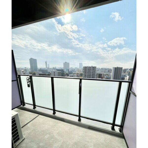 S-RESIDENCE上前津Southのバルコニー|外からの目が気にならないバルコニーで洗濯物が干せます
