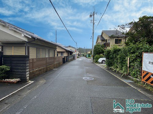 岩倉大鷺町 土地の前面道路含む現地写真