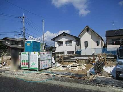 広島市西区山田新町1丁目　新築一戸建ての外観