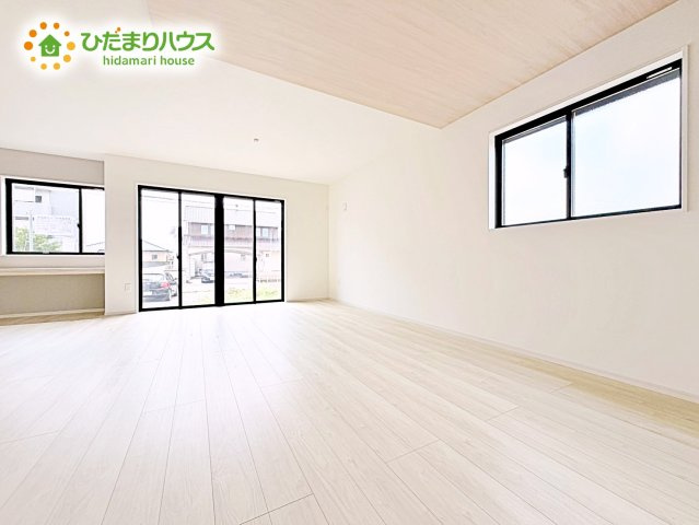 【居間・リビング】 | ひたちなか市高場1期　新築戸建　1号棟 | 大型テレビに大型ソファー(^^)どんなインテリアにするか考えただけでわくわくしますね！