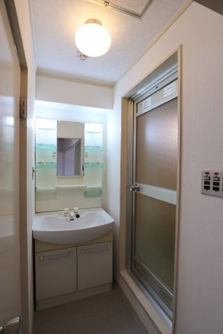 窪田第２マンションの洗面所