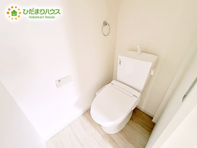 【トイレ】 | ひたちなか市高場1期　新築戸建　2号棟 | 1・2階にトイレあるため、同時に利用でき混雑を避けられますね