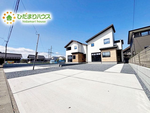 【駐車場】 | ひたちなか市高場1期　新築戸建　2号棟 | マイホームなら駐車場代がかかりません。しかも、自宅の駐車場で洗車が出来ます！今までコイン洗車に行っていた手間も省けて、節約にも繋がります(^^♪