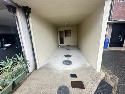 【駐車場】 | 門真市深田町戸建 | 車庫