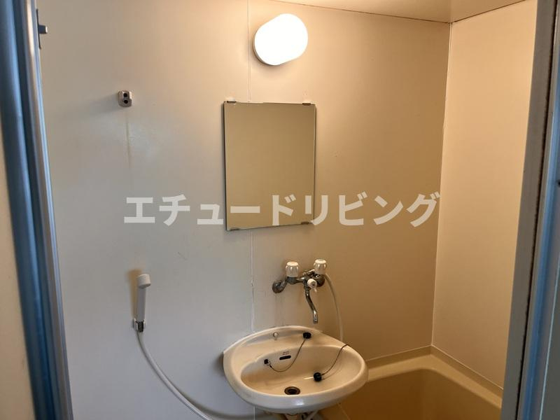 R-13026の洗面所
