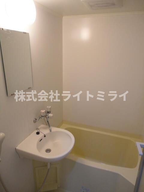 メゾン　セクレールの浴室| 