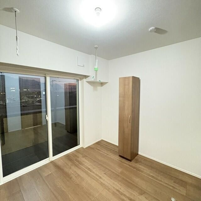 高座渋谷ヒルズの居間・リビング