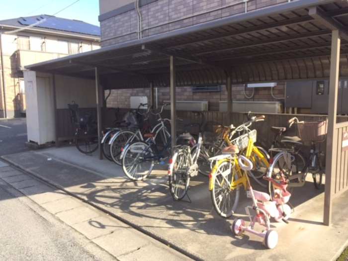 クラウディア　C棟