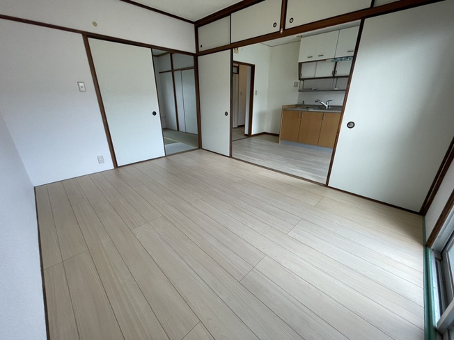 【居間・リビング】 | 下大利団地19棟　★プライスホームなら仲介手数料が割引価格です★