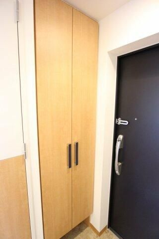 プライムアーバン板橋区役所前の玄関