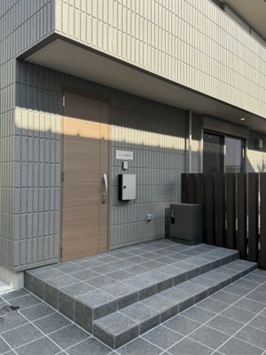 【エントランス】 | メゾン喜多見(戸建)