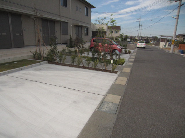 【駐車場】