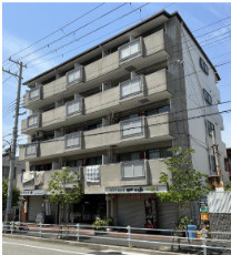 石屋川ロイヤルハイツの外観