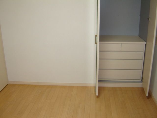 エルガーデン白石の洋室