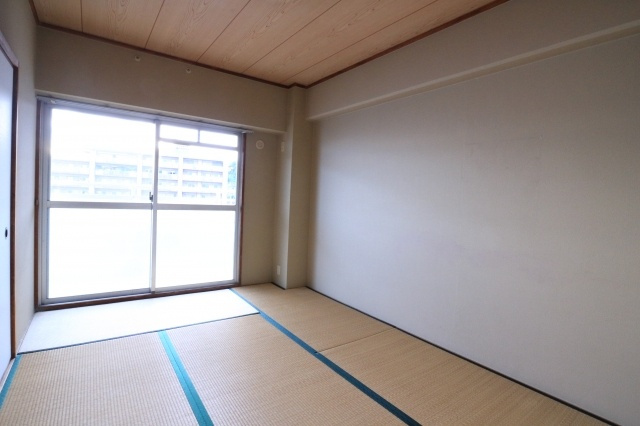 マリンハイム塩屋の和室