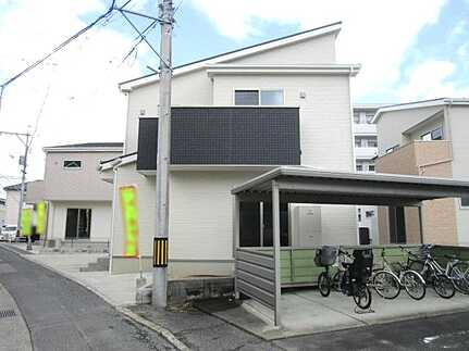 安佐南区川内２丁目の前面道路含む現地写真
