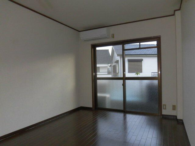 【居間・リビング】 | 睦町ハイツ