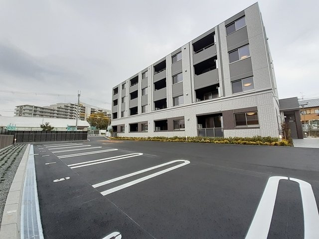 【駐車場】 | ルーセント　ファーロ