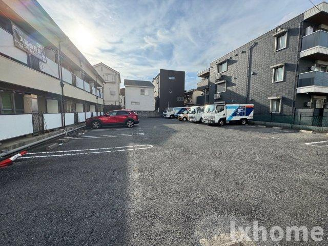 第１吉田文化の駐車場|駐車場に車を止められます
