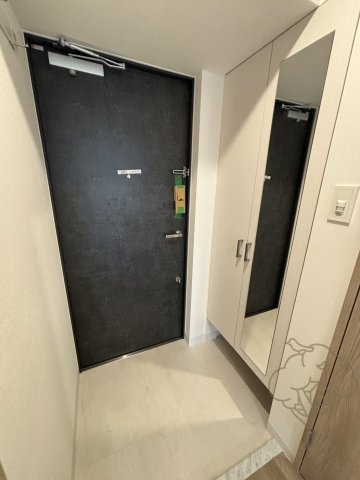 エスリードレジデンス梅田グランゲートの玄関