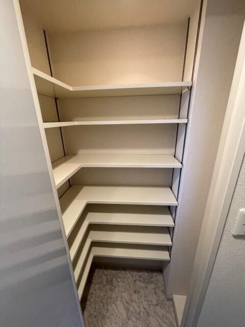 プロフ小石川後楽園の収納