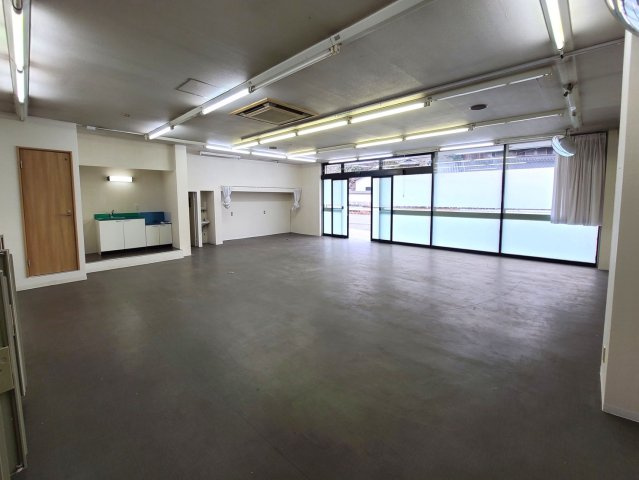 力石町 貸店舗の内装