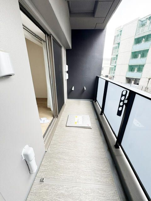 シャリエ椎名町のバルコニー