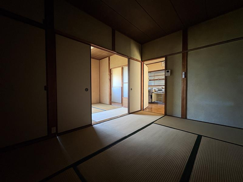 知多市八幡字鍋山のアパートの和室
