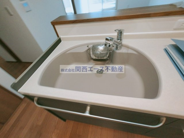  | アーディフハウス吉田