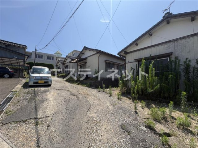 知多市八幡字鍋山のアパート