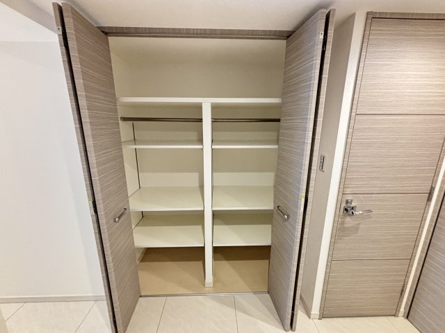 セノアタワー泉の収納