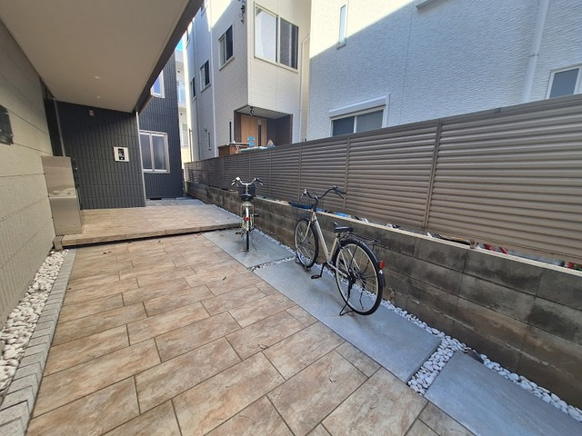 Blue daisy 目白の駐車場|駐輪スペース