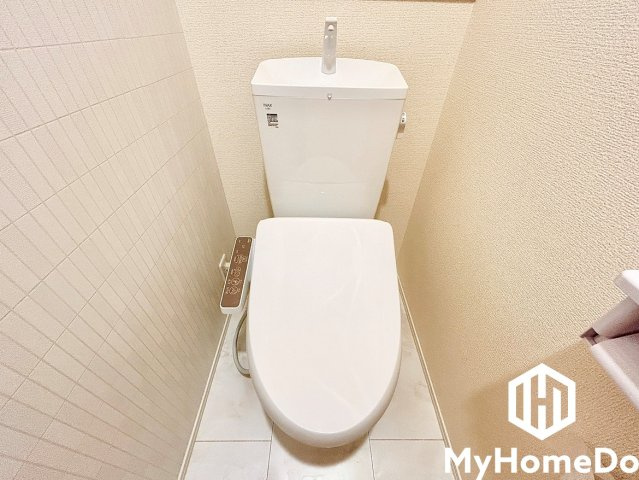 守山区小幡1丁目のトイレ|清潔感あふれるゆとりのあるトイレ空間で、毎日を快適に過ごせる住まい