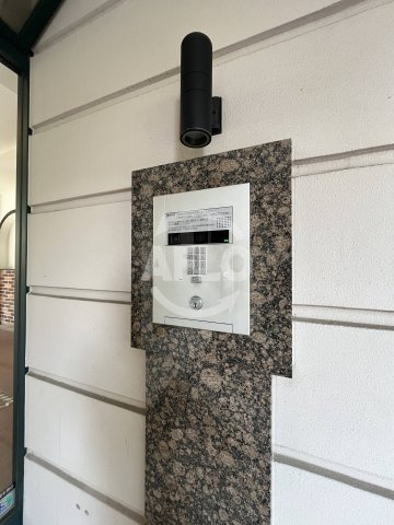 アリビオ江坂垂水町のセキュリティ|アリビオ江坂垂水町　オートロック