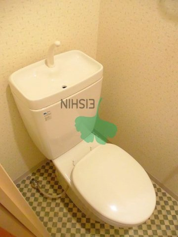 CASSIOPEIA HAKOZAKI(カシオペア箱崎)のトイレ|清潔感のあるトイレです。